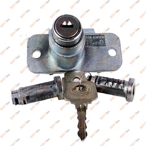 Фотография Замок багажника 2108 в зборі арок