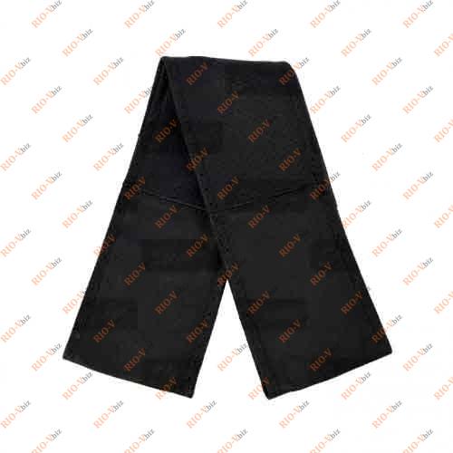 Фотография Оплетка на руль кожа L (39-41 см) Elegant черная перфорированая (с четырех частей) 105008