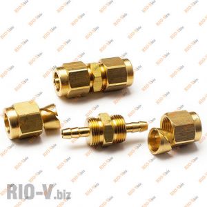 Соединитель для ПВХ 8х8 с гайками и ниппелями - 00956