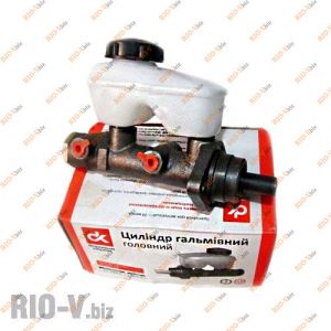 Циліндр головний гальмівний 2140 ДК з бачком - 2140-3505010