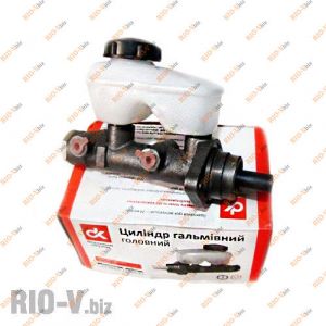 Циліндр головний гальмівний 412 ДК з бачком - 412-3505010