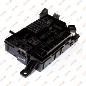 Блок запобіжників Ланос підкапотний - 96270325