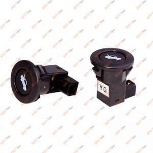 Кнопка багажника Авео чорна GM - 96652219